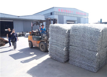 Hệ thống hàng rào Gabion Tường đá giữ lại Kích thước lỗ 80 * 100 Mm