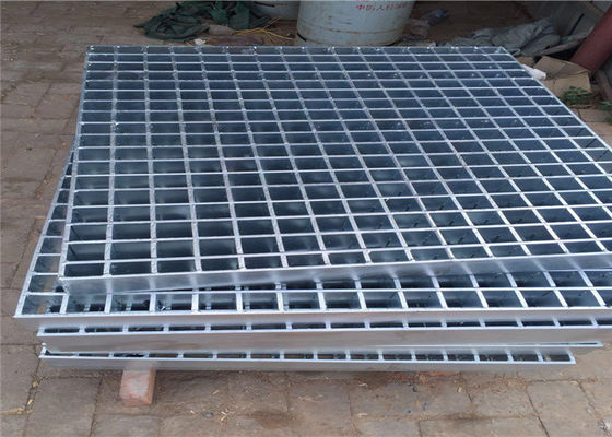 Lưới thanh mạ kẽm 32x4mm 30x100mm thoát nước