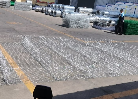 2.2mm  Gabion Nệm Dây Kênh Gabions lưới hàn để kiểm soát lũ lụt