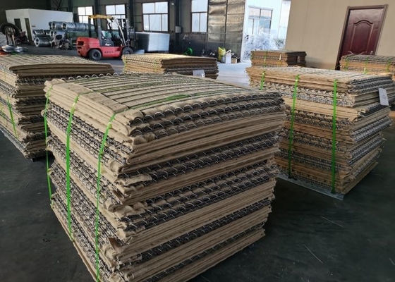 Kinh tế Quân sự Bức chắn phòng thủ Khoảng cách xoắn ốc 4mm Bụi đầy