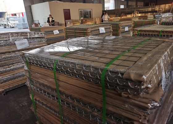 Kinh tế Quân sự Bức chắn phòng thủ Khoảng cách xoắn ốc 4mm Bụi đầy
