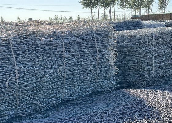 50mm X 50mm Gabion Wire Mesh Kiểm soát và hướng dẫn của nước hoặc lũ lụt