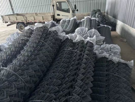 Lưới bảo vệ đá rơi linh hoạt cung cấp các giải pháp rào chắn để giảm thiểu các mối nguy hiểm do đá rơi trên sườn dốc và đường bộ