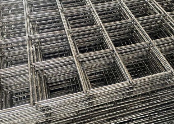 5.0mm Mesh Wire Zinc Coated Wire Panel Rào chắn quân sự cho các giải pháp an ninh tạm thời