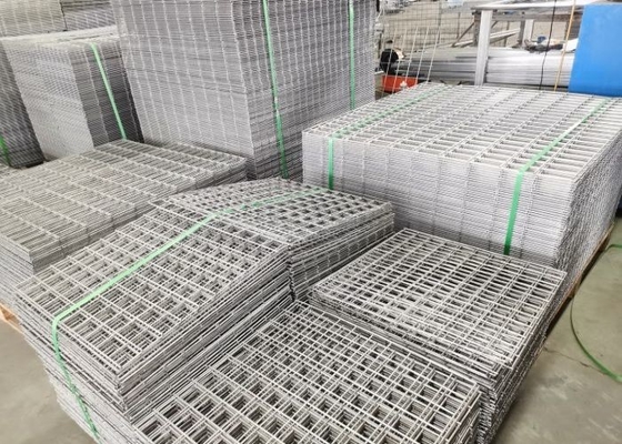 2.0mm-4.0mm đường kính sợi dây hàn lưới cỏ cho các ứng dụng công nghiệp
