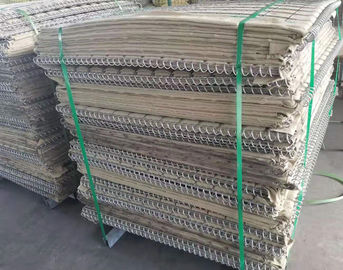 Các hàng rào phòng thủ lưới hàn galvanized / Pháo đài phòng thủ quân sự cho tường phòng thủ
