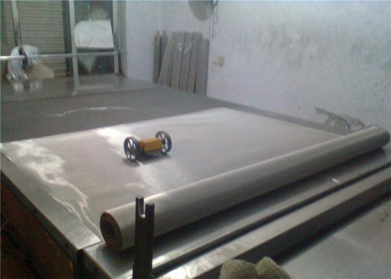 Lưới Molypden màu đen / 2640 độ Chịu nhiệt 120 150 180 Lưới 200 Micron Lưới Molybdenum tinh khiết